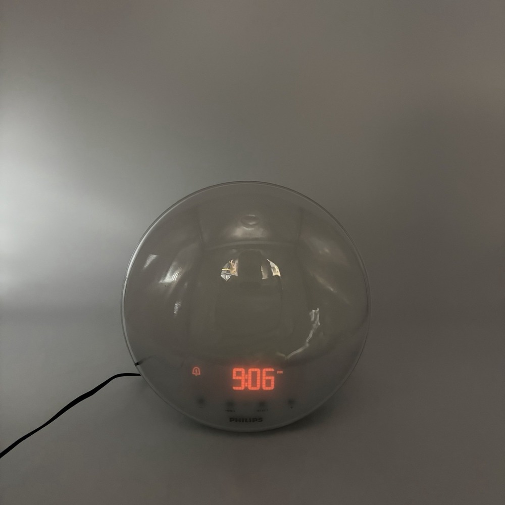 Philips Smart Sleep Wake Up Light Colored Sunrise Sunset Simulation Model HF3520
